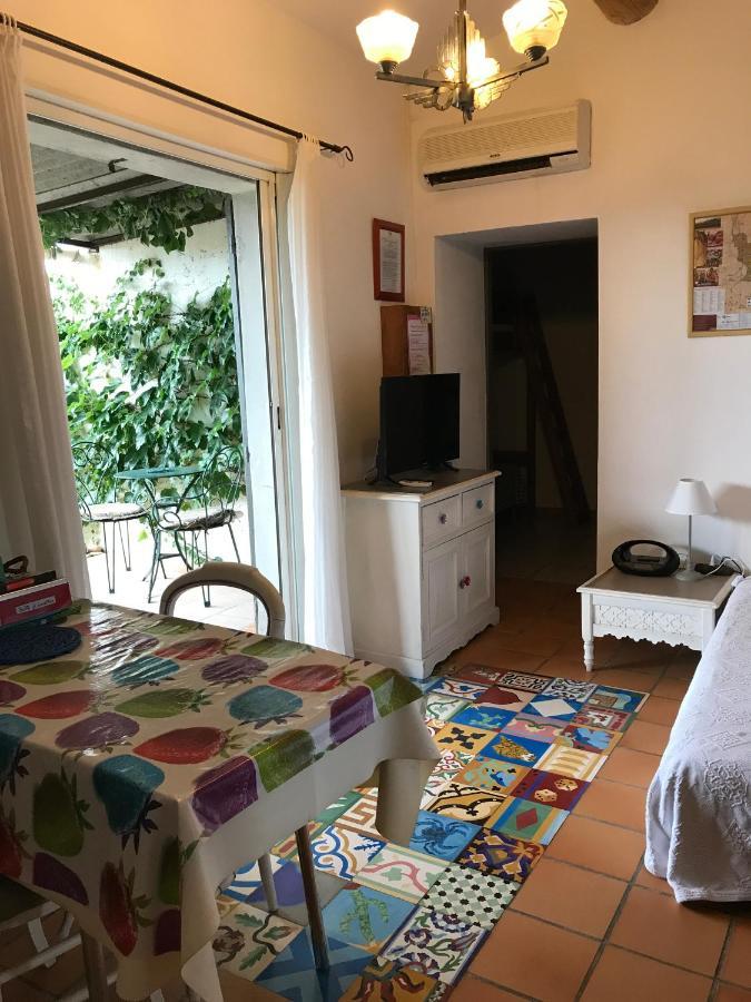Chambres D'Hotes Et Gites Le Mas Mellou Orange  Zewnętrze zdjęcie